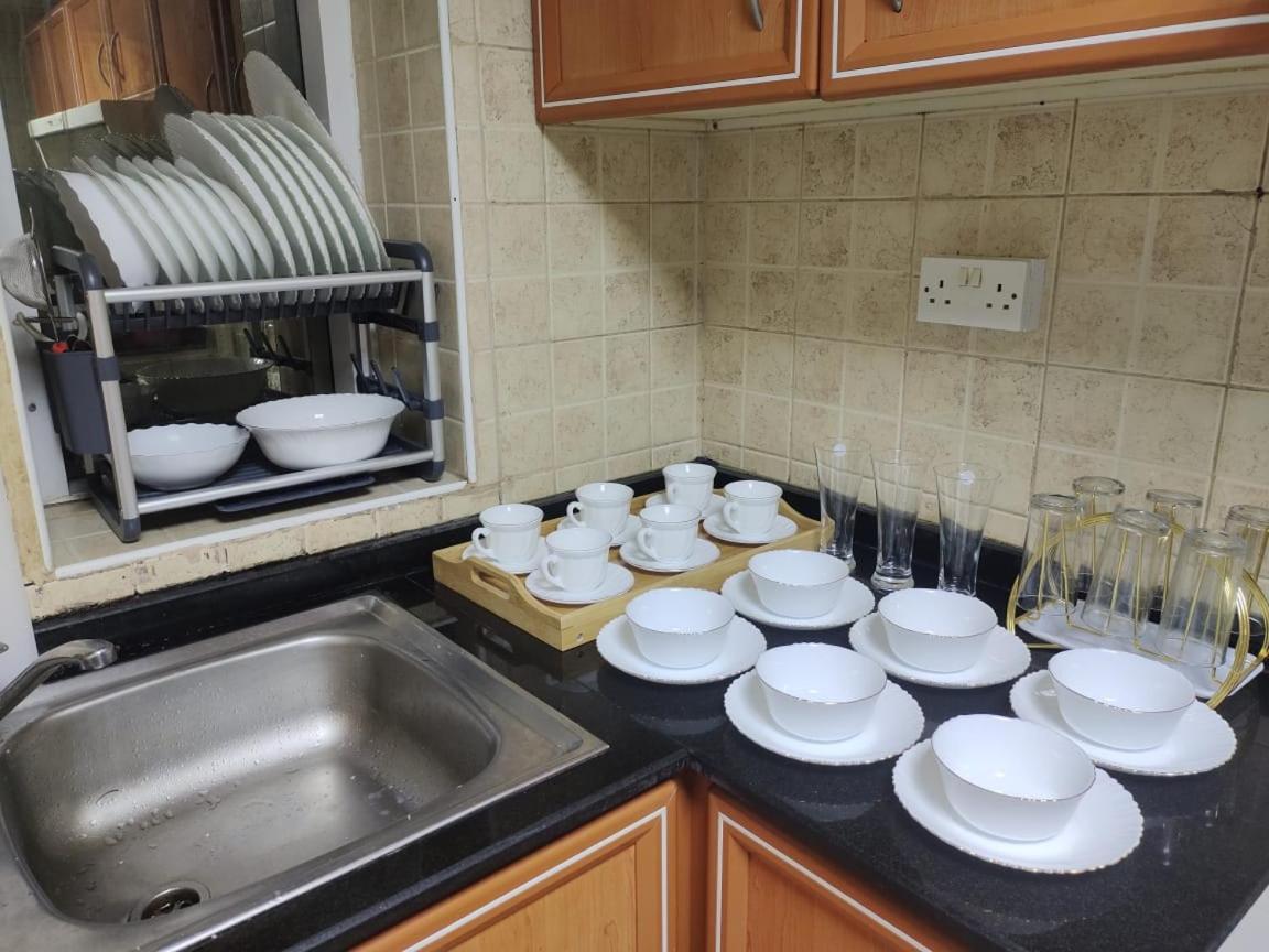 Arnim Suite - 3 Bedrooms Apartment 沙迦 外观 照片